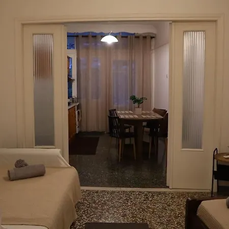 σπίτι με θέα στα μετέωρα شقة كالامباكا