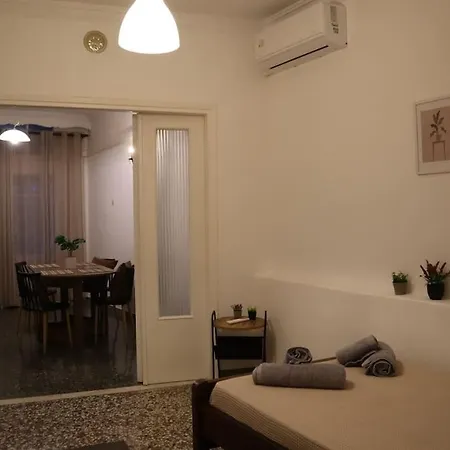 شقة σπίτι με θέα στα μετέωρα كالامباكا