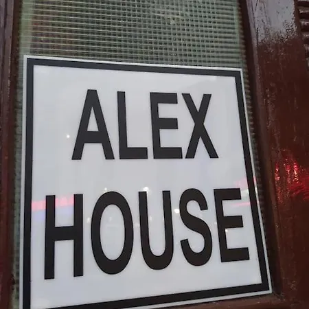 شقة σπίτι με θέα στα μετέωρα كالامباكا