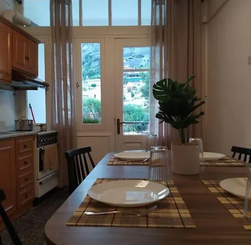 σπίτι με θέα στα μετέωρα Apartment *